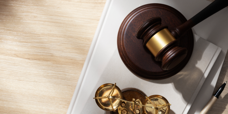 На певца Филиппа Киркорова подали в суд из-за долгов по кредиту