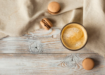 Гастроэнтеролог Ильяшенко: кофе с сахаром повышает нагрузку на организм