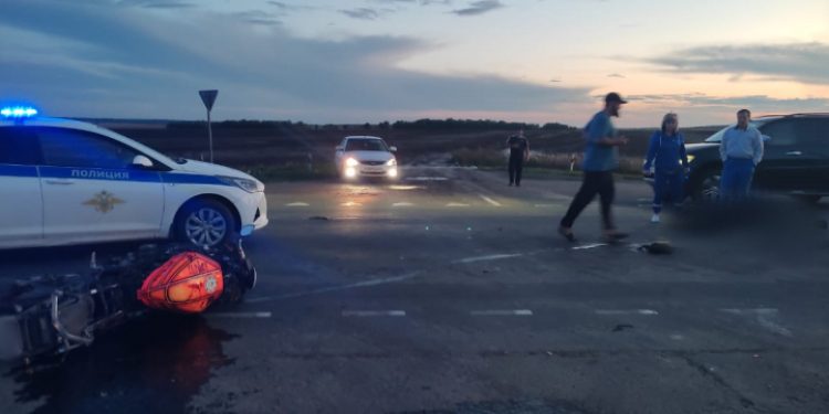 В ДТП в Пронском районе при столкновении грузовика и мотоцикла погиб 31-летний мужчина