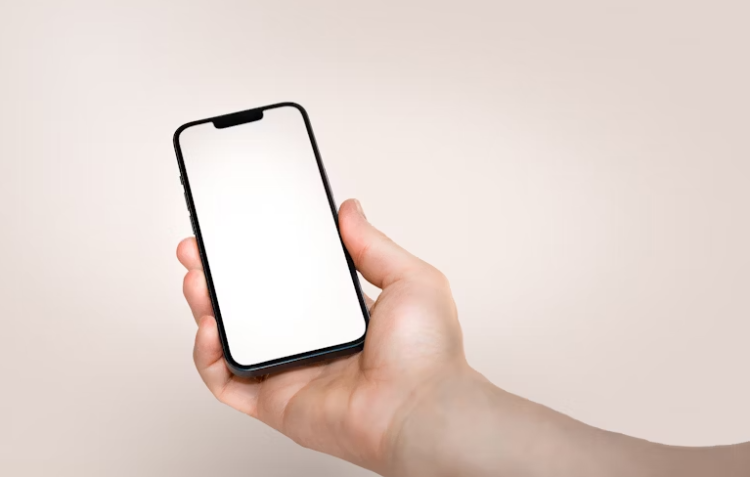 Жителей Рязанской области предупредили о фейковых чатах от зампредов регионального правительства