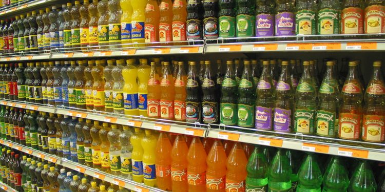 В России предлагается ввести налог на сладкие напитки