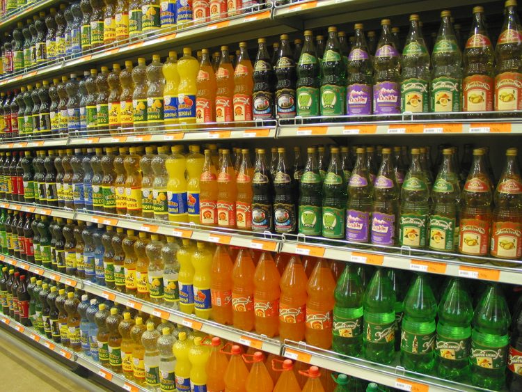 В России предлагается ввести налог на сладкие напитки