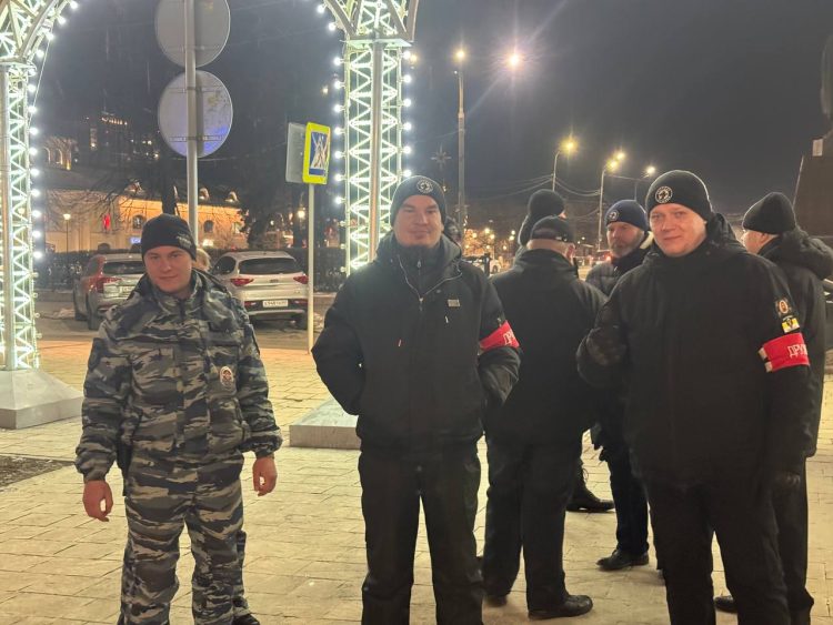 Народные дружинники проследили за порядком во время масленичных гуляний