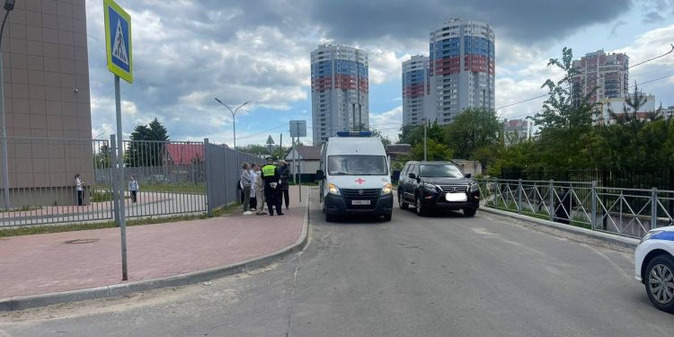 На улице Окской 35-летняя женщина-водитель сбила 8-летнего ребенка