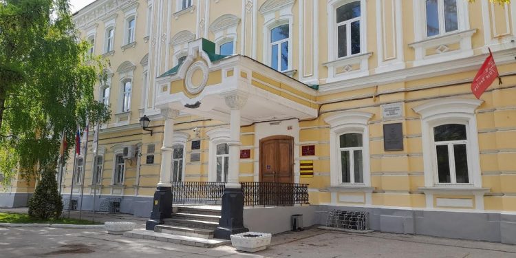 РГУ имени Есенина представил свой мерч