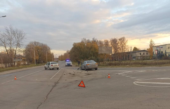 В Спасском районе полицейские оказали участникам ДТП медицинскую помощь В Спасском районе полицейские оказали участникам ДТП медицинскую помощь