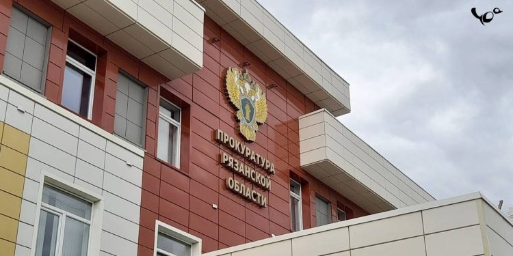 В Рязани судебные приставы списали со счета тезки-должника 31 тысячу рублей