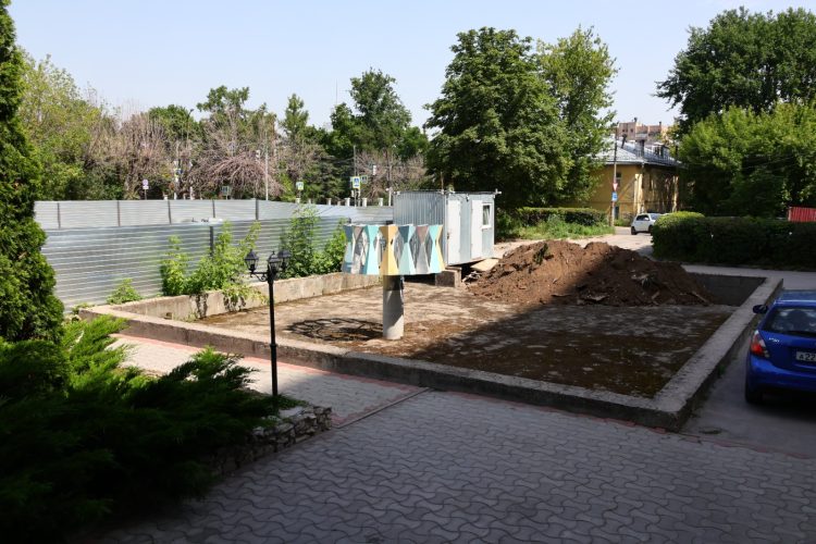 Около Рязанского театра кукол на месте фонтана появится новая цветочная клумба