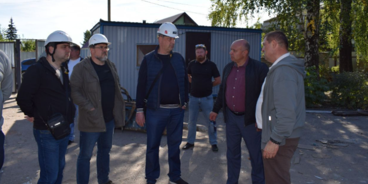 Мэр Рязани Артемов посетил Мервино, где будет строиться новая школа №28 на 1100 мест