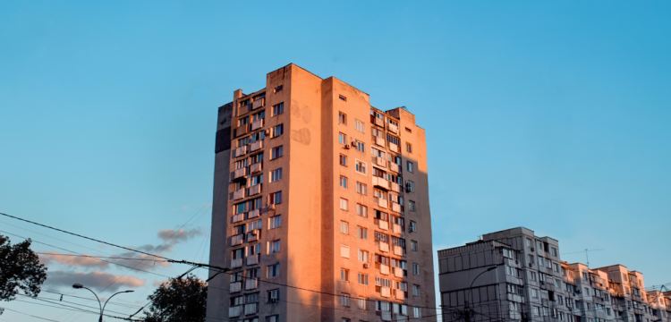 Жителям рязанской многоэтажки сделали перерасчет за содержание жилья из-за отсутствия уборщицы