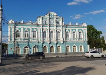 Рязанский бизнесмен выплатит 20 тысяч рублей за использование героев мультфильма "Три кота" Рязанский бизнесмен выплатит 20 тысяч рублей за использование героев мультфильма «Три кота»