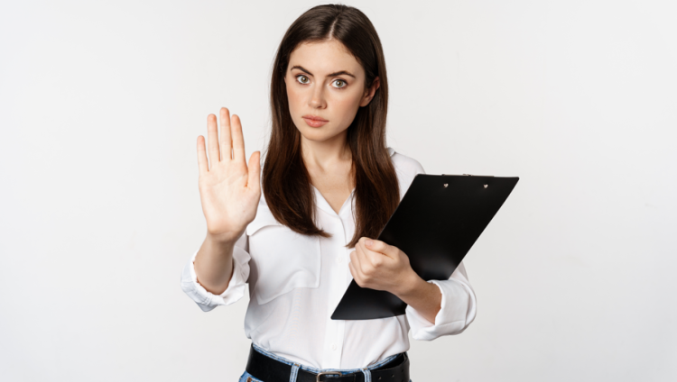 Рязанцы, получившие статус иноагентов, могут лишиться пенсии за выслугу лет