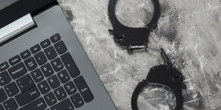 Задержаны экс-главред РЗН.Инфо Смольянинова и руководитель рязанской «Новой газеты» Фролов