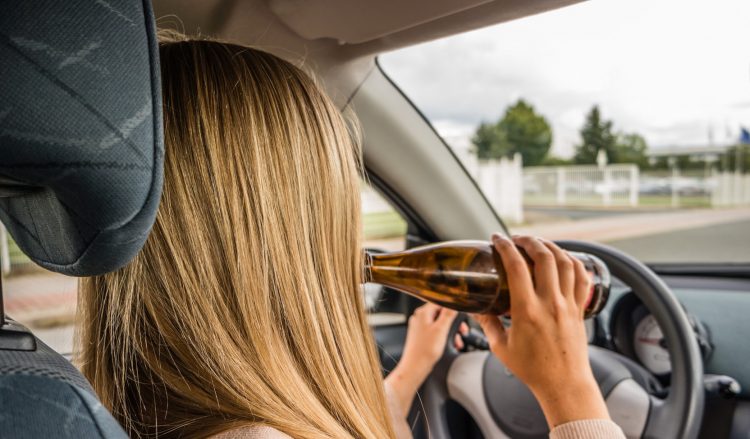 25-летнюю рязанку оштрафовали на 200 тысяч за повторную езду в нетрезвом виде