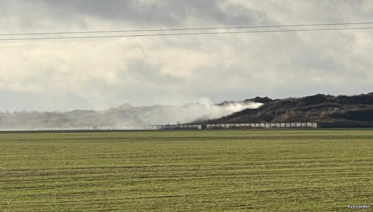 В Рыбновском районе загорелся закрытый полигон ТБО