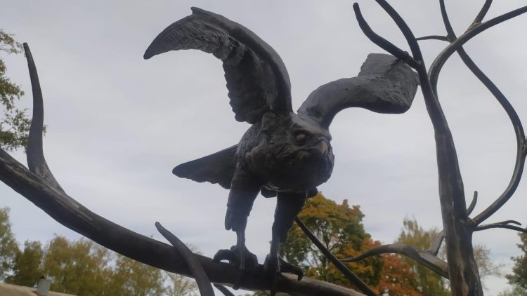 В рязанском сквере "Сокол" продолжаются работы по благоустройству