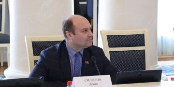 Денис Сидоров задал острые вопросы рязанскому правительству о просчетах в бюджете на 2026 год
