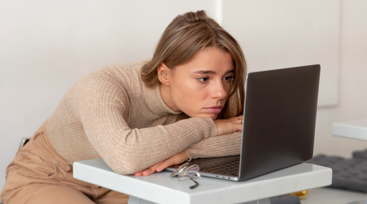 Рязанцы продолжают жаловаться на некачественную сотовую связь и отсутствие интернета