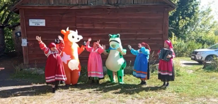 В Скопинском районе день выборов отметили песнями и плясками