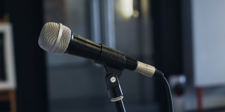 Певец Олег Газманов опроверг слухи об ухудшении здоровья Певец Олег Газманов опроверг слухи об ухудшении здоровья