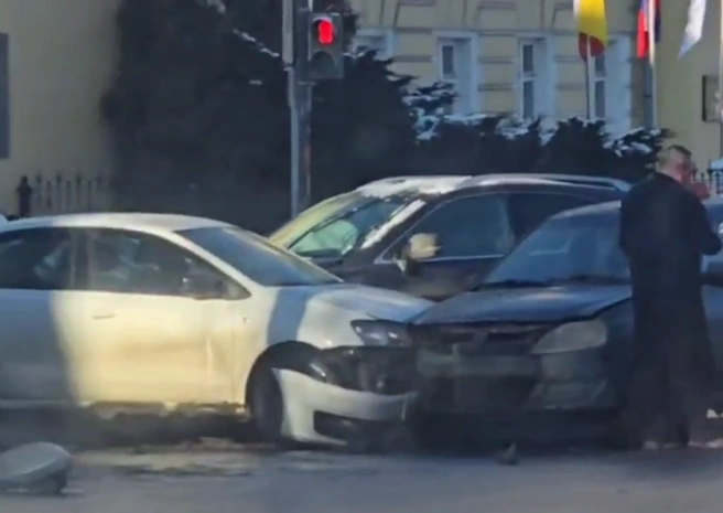 В центре Рязани произошло массовое ДТП