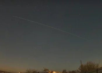 В Сети появилось видео пролетающего над Рязанью метеора