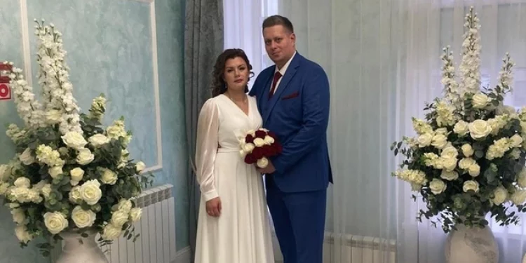 Позвонившая по неправильному номеру телефона рязанка нашла себе мужа