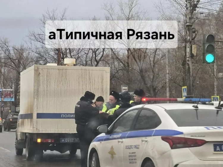 На Куйбышевском шоссе из-за ДТП образовалась пробка