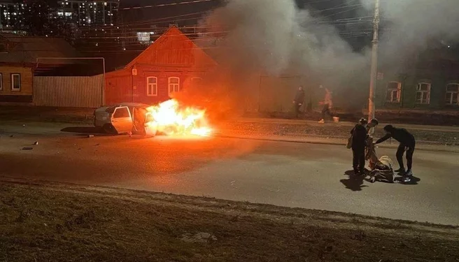 На Михайловском шоссе горела легковушка