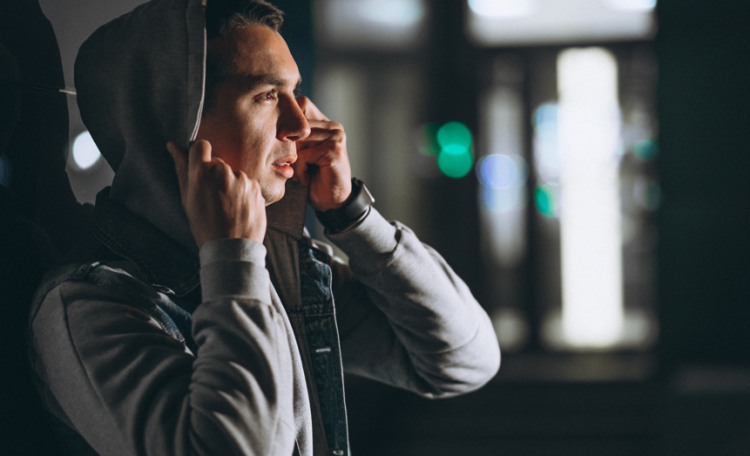 Телефонные мошенники выманили у 23-летней рязанки 1,3 миллиона рублей