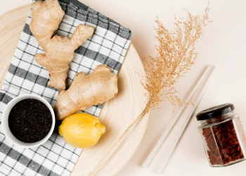 Врач Тен: куркума, имбирь и перец замедляют старение клеток