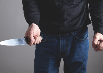 41-летний рязанец ограбил супермаркет, чтобы угостить знакомую 41-летний рязанец ограбил супермаркет, чтобы угостить знакомую