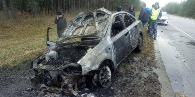 В Путятинском районе сгорела легковушка