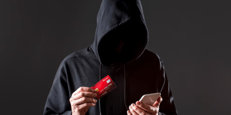 Мошенники могут позвонить рязанцам от имени учителей