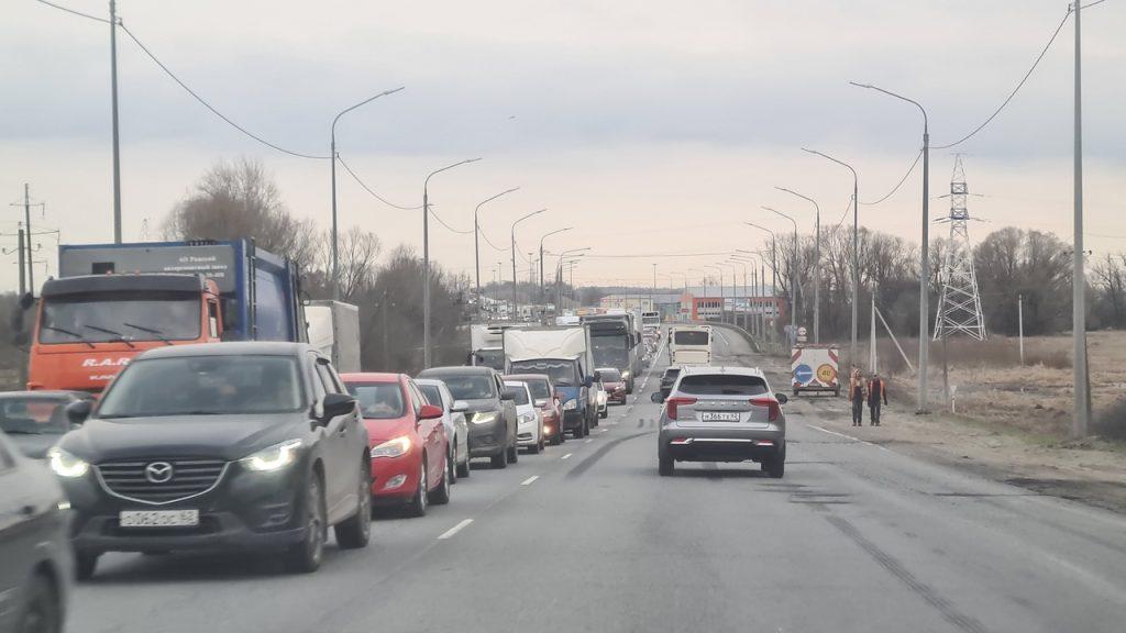 На Михайловском шоссе 8 апреля из-за ДТП образовалась "мертвая" пробка