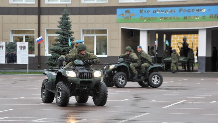 В Рязани запретят парковку и ограничат движение транспорта из-за проведения Дня ВДВ