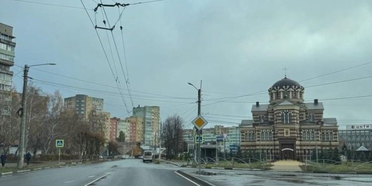 На перекрестке Народного бульвара и улицы Крупской изменилась схема движения