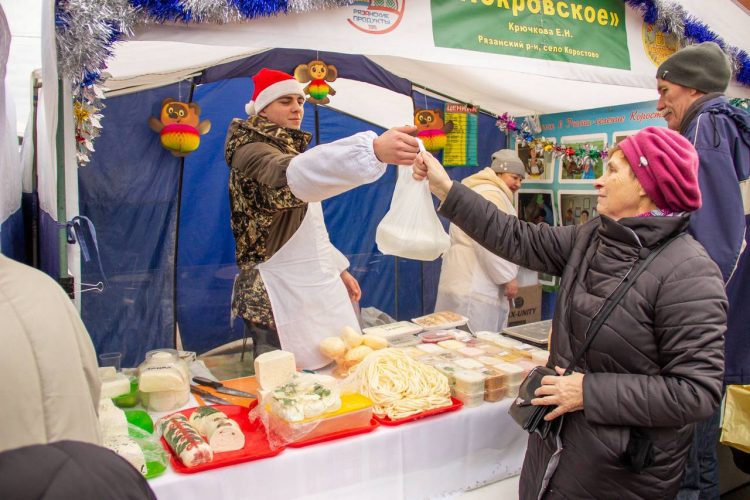 В Рязани на ярмарках выходного дня продали 7,4 тонны мяса, полуфабрикатов и колбасных изделий