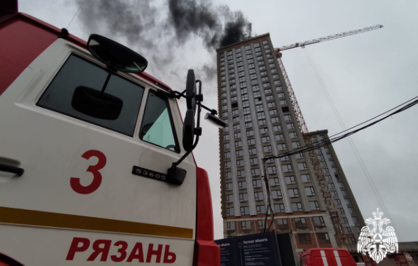 В рязанской жилой многоэтажке произошел пожар