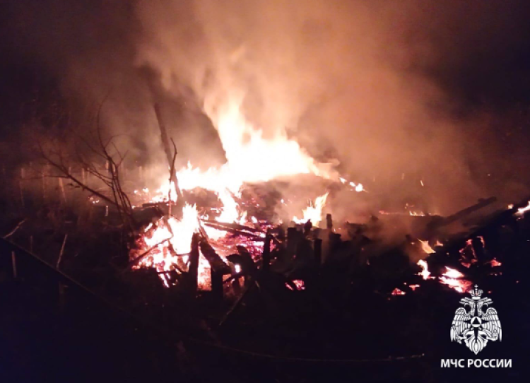 В рязанском Касимове сгорел дачный дом