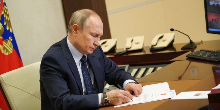 Президент Путин назначил новых судей и их заместителей в Рязанской области