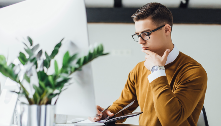 Эксперт Сафонов: введение четырехдневной рабочей недели в России невозможно