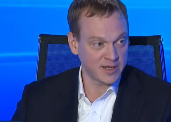 Малков назвал новые сроки завершения строительства долгостроя на улице Ленинского Комсомола Малков назвал новые сроки завершения строительства долгостроя на улице Ленинского Комсомола