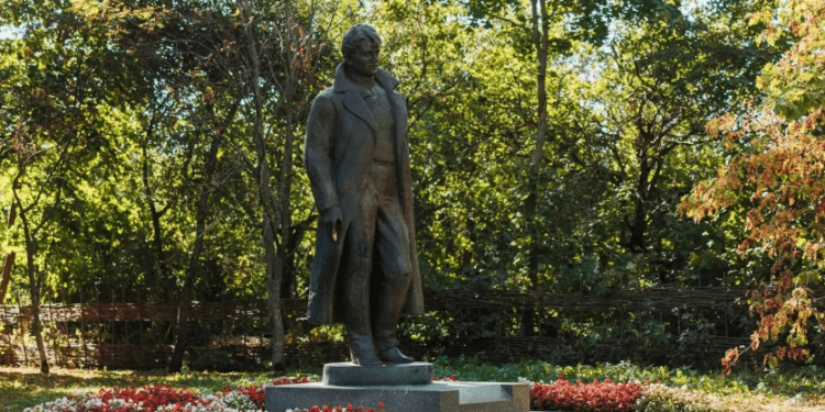 Малков раскрыл праздничную программу, которая посвящена 130-летию со дня рождения Есенина Малков раскрыл праздничную программу, которая посвящена 130-летию со дня рождения Есенина