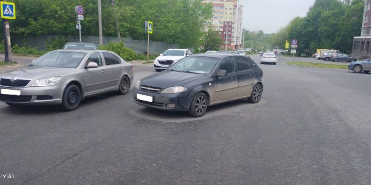 На улице Славянский проспект под колеса автомобиля попала 69-летняя рязанка На улице Славянский проспект под колеса автомобиля попала 69-летняя рязанка