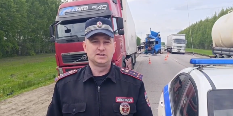 При столкновении двух грузовиков в Александро-Невском районе погиб 19-летний пассажир