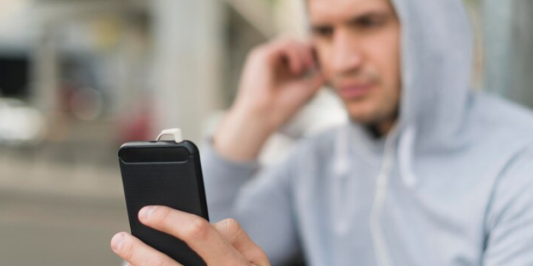 Рязанцев предупредили о ложных сообщениях об атаках на регион Рязанцев предупредили о ложных сообщениях об атаках на регион