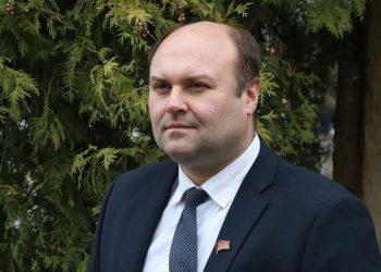 Денис Сидоров поздравил рязанцев с наступающим Новым годом Денис Сидоров поздравил рязанцев с наступающим Новым годом