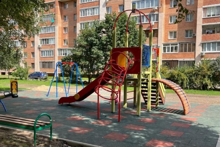 В рязанском Канищеве прошла приемка трех детских площадок