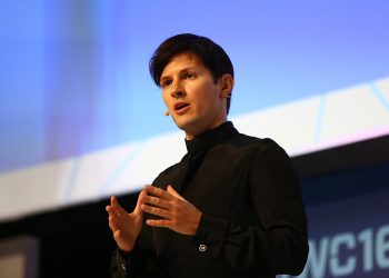 Отец Павла Дурова случайно узнал об аресте сына